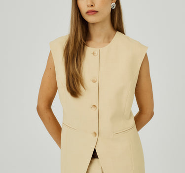 Kamin shaped waistcoat