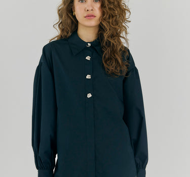 Black Mae shirt